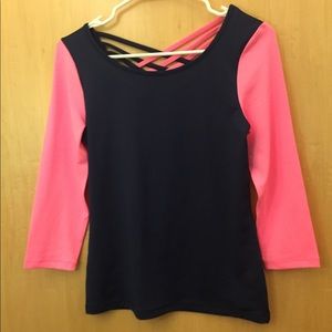 Long sleeve sweat resistant yoga shirt